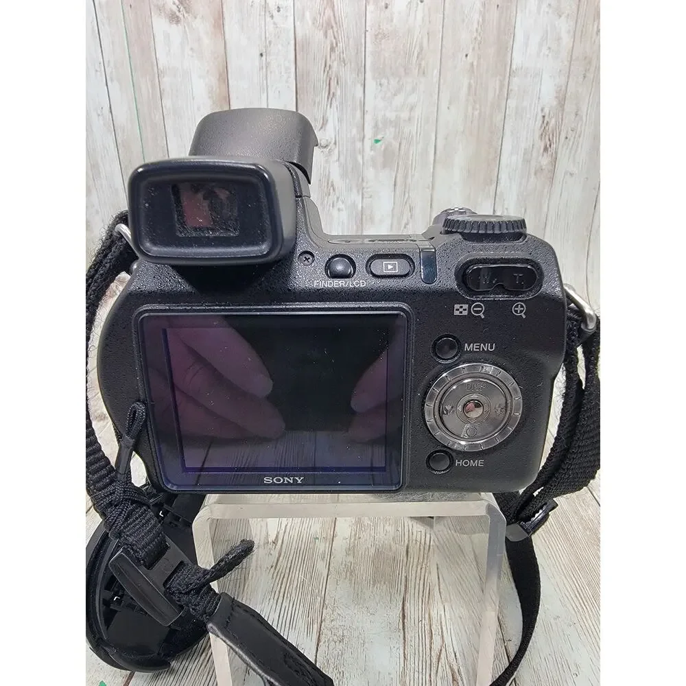 Sony Cyber-Shot DSC-H9 8.1MP 15X Optical Zoom Digital Camera W/2 Battery Tested